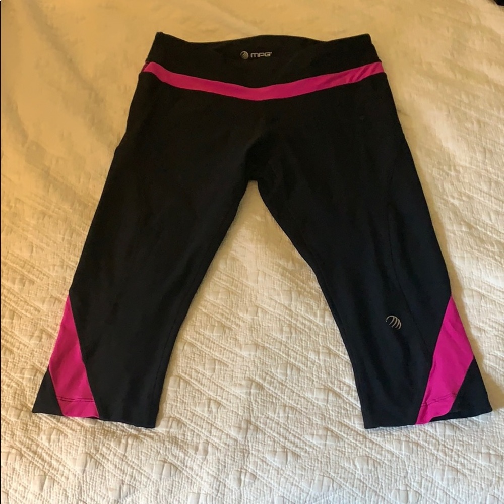 1 ladies workout capris
